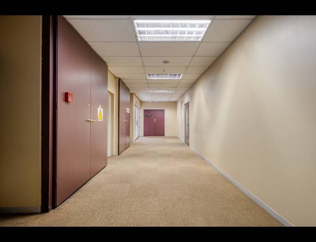 3,513M² OFFICE FOR SALE IN FERNDALE